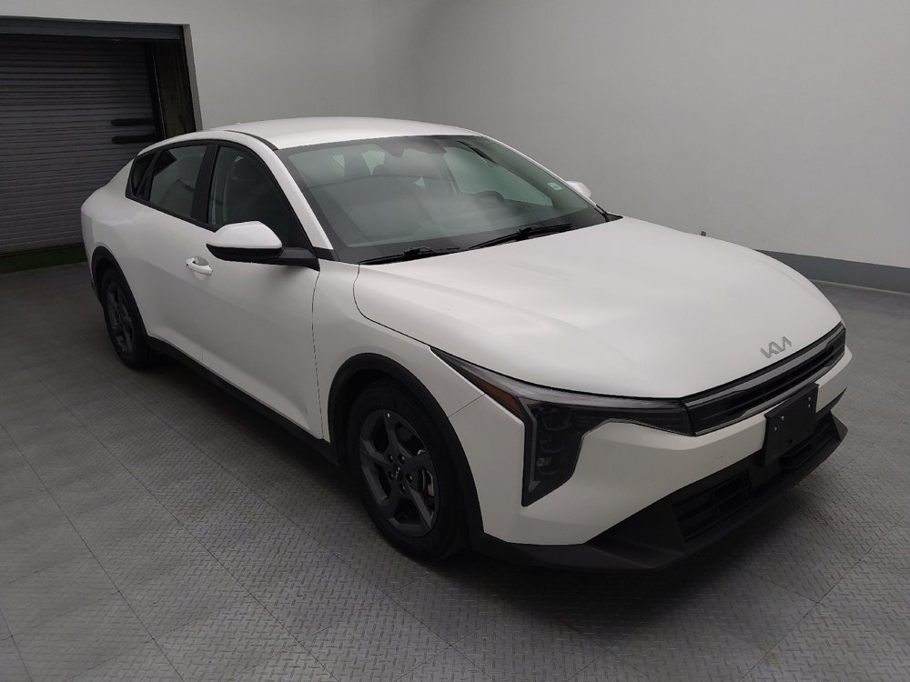 Used 2025 Kia K4 FWD image 13