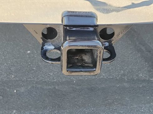 Used 2023 Chevrolet Silverado 1500 LT RWD image 26
