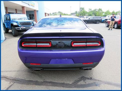 Used 2019 Dodge Challenger R/T Scat Pack RWD image 6
