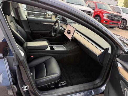 Used 2023 Tesla Model 3 Standard Range RWD image 10