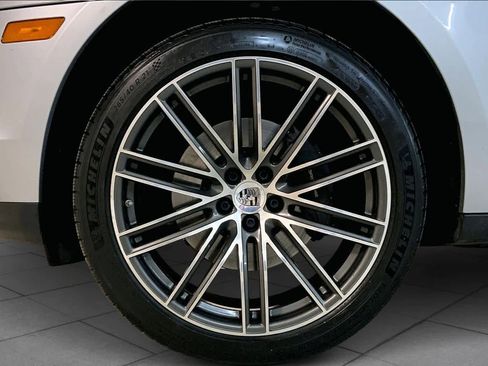 Used 2019 Porsche Macan image 10