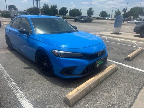 Used 2024 Honda Civic Sport image 3