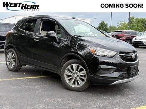 Used 2020 Buick Encore Preferred AWD/4WD image 1