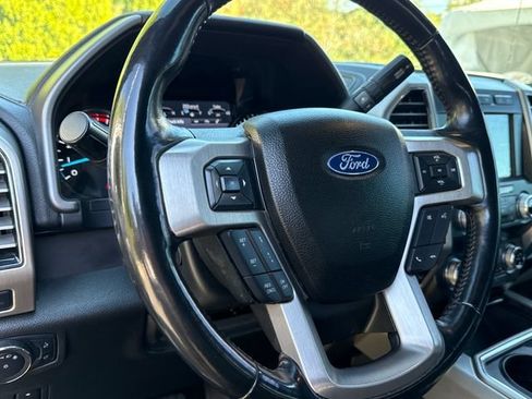 Used 2020 Ford F450 Platinum w/ FX4 Off-Road Package AWD/4WD image 14