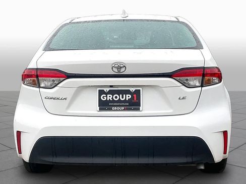 Used 2024 Toyota Corolla LE FWD image 5
