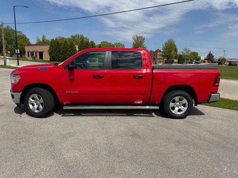 Used 2024 RAM 1500 Big Horn AWD/4WD image 9