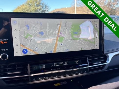 Used 2025 Toyota Sienna Platinum image 22