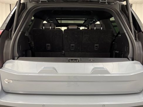 Used 2025 Ford Expedition Tremor AWD/4WD image 45