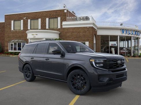 New 2025 Ford Expedition Platinum w/ Stealth Performance Package AWD/4WD image 7