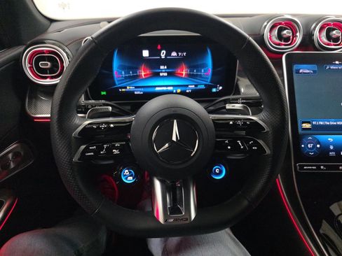 Used 2024 Mercedes-Benz GLC 43 AMG 4MATIC image 9