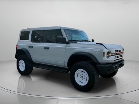 Used 2026 Ford Bronco Heritage Edition AWD/4WD image 2
