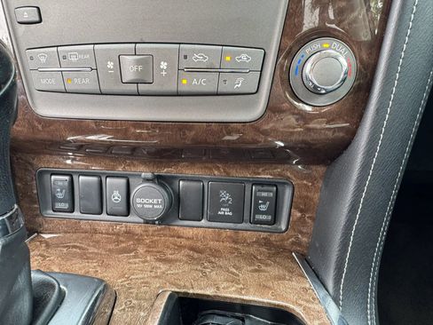 Used 2017 INFINITI QX80 2WD image 28