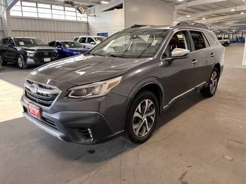 Used 2020 Subaru Outback Touring image 7