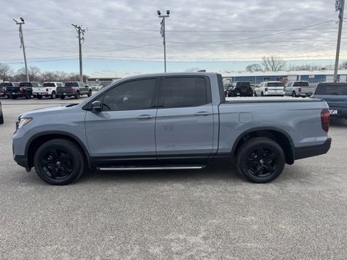 Used 2022 Honda Ridgeline Black Edition image 2