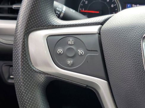 Used 2021 GMC Acadia SLE FWD image 21