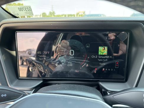 New 2026 GMC Terrain Elevation w/ Elevation Premium Package FWD image 32