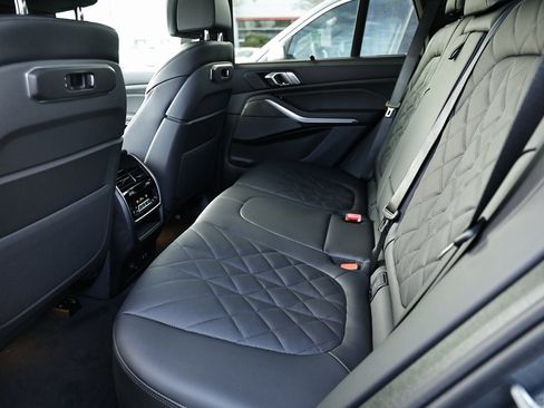 New 2026 BMW X5 xDrive40i w/ M Sport Package image 25