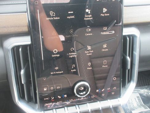 New 2026 GMC Acadia Denali Ultimate image 19