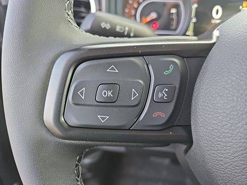 New 2025 Jeep Gladiator Sport image 18