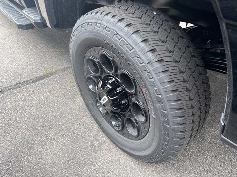 New 2026 Ford F350 Lariat w/ Black Appearance Package AWD/4WD image 4