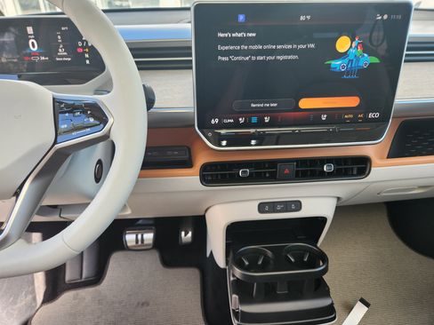 New 2025 Volkswagen ID. Buzz 1st Edition image 12