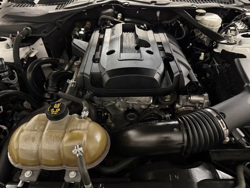 Used 2020 Ford Mustang Premium RWD image 39