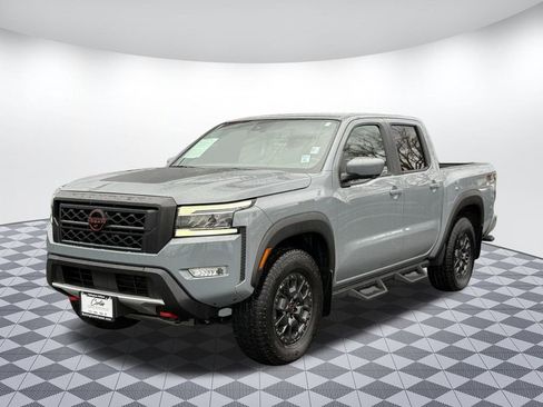 Used 2024 Nissan Frontier PRO-4X w/ Pro Premium Package image 3