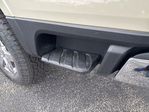 New 2025 Ford Ranger XLT w/ Equipment Group 301A High image 37