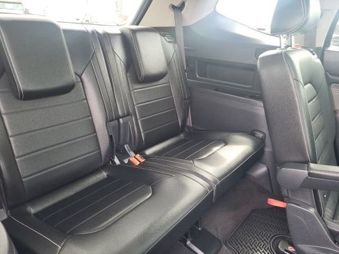 Used 2021 Volkswagen Atlas SEL AWD/4WD image 20
