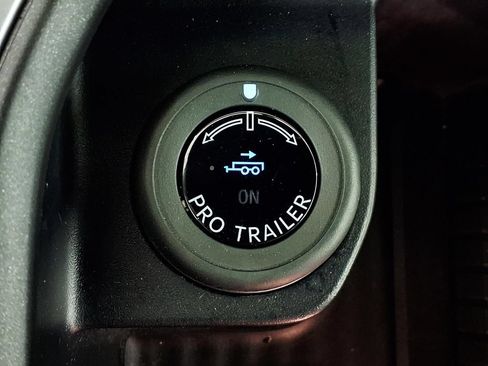 Used 2025 Ford Expedition Platinum w/ Driver's Package AWD/4WD image 22