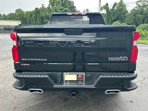 Used 2024 Chevrolet Silverado 1500 High Country w/ Technology Package AWD/4WD image 7