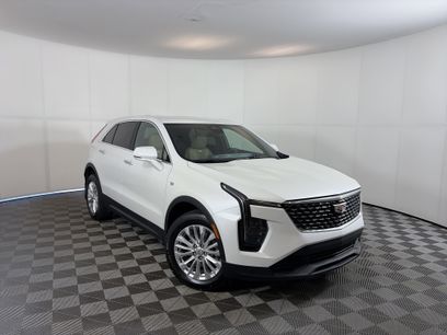 Certified 2024 Cadillac XT4 Luxury w/ Cold Weather Package