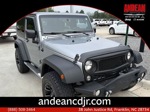 Used 2017 Jeep Wrangler Sport w/ Quick Order Package 24S AWD/4WD image 1