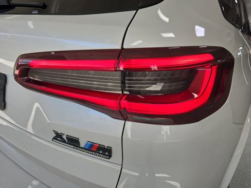 Used 2021 BMW X5 M w/ Competition Package image 30