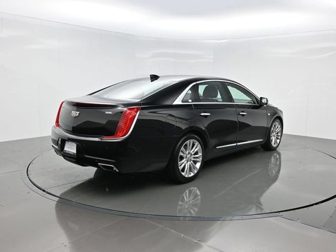Used 2019 Cadillac XTS Luxury FWD image 6
