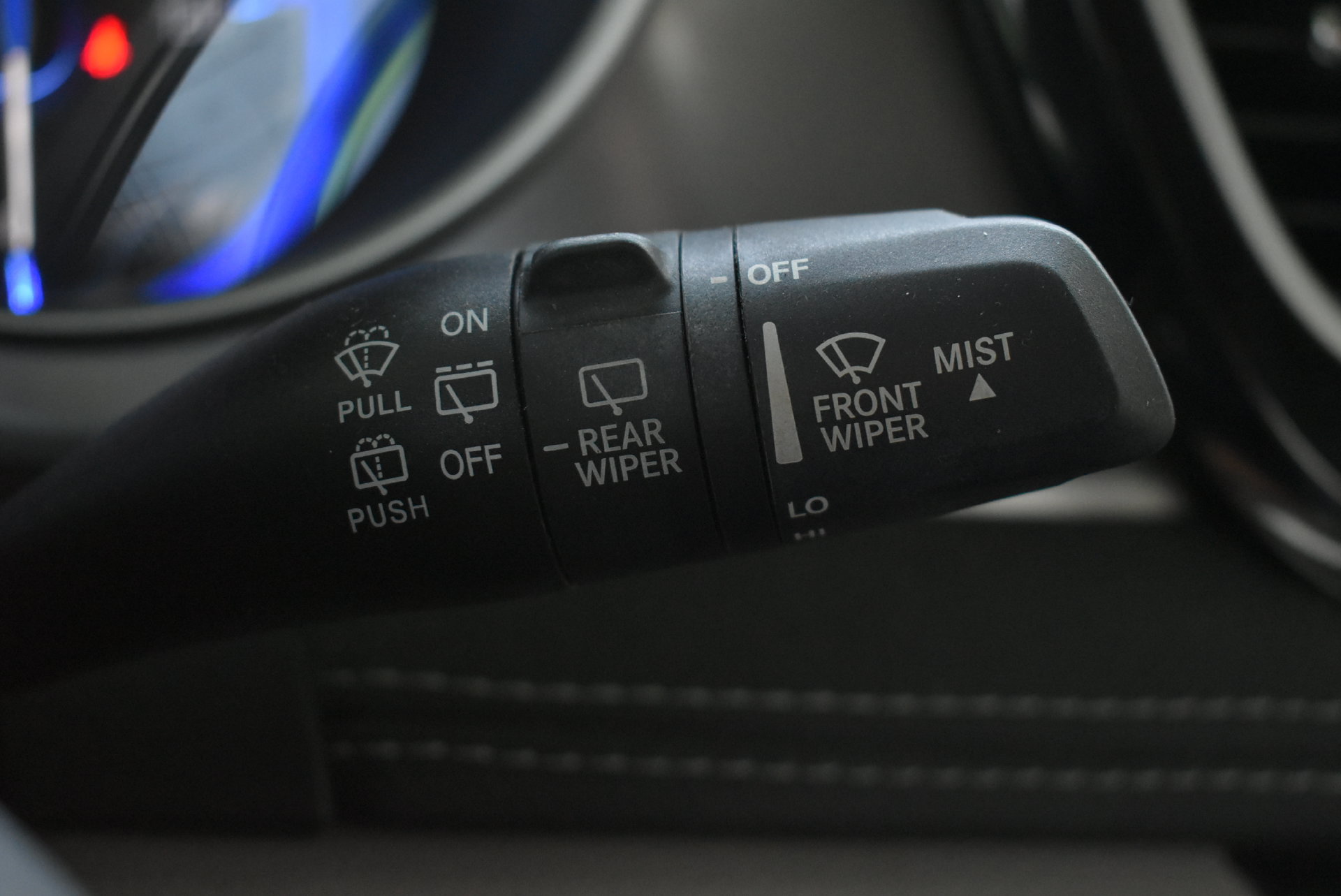 Used 2021 Chrysler Pacifica Touring-L FWD image 22