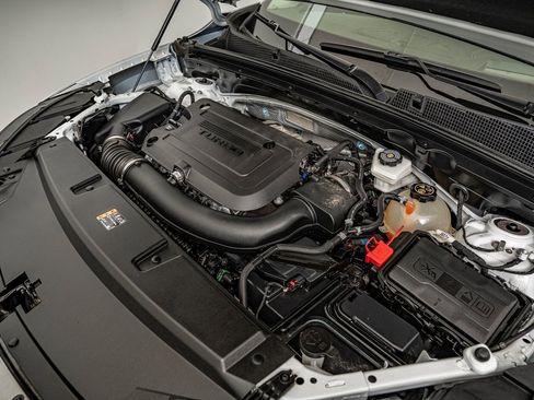 Used 2023 Buick Envision Avenir image 39