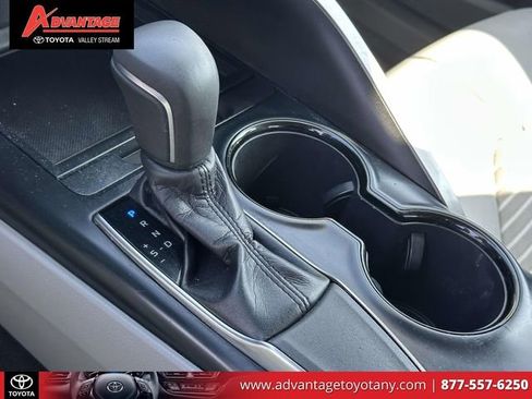 Used 2019 Toyota Camry SE w/ Convenience Package image 35