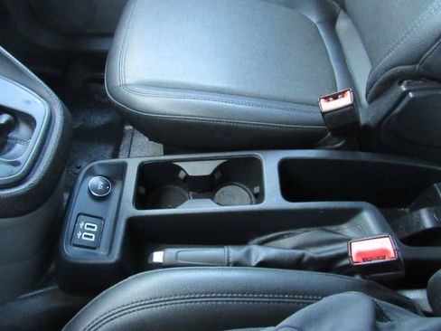 Used 2020 Ford Transit Connect XL image 26