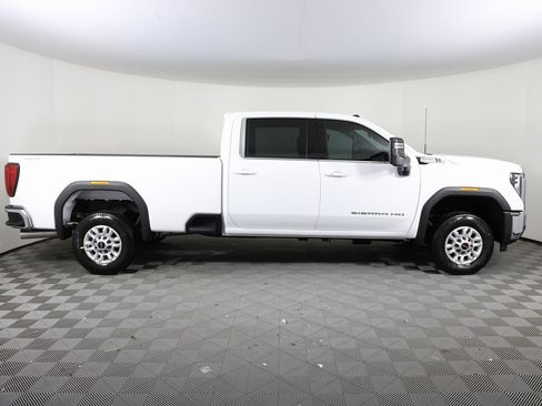 New 2026 GMC Sierra 2500 SLE w/ SLE Convenience Package image 4