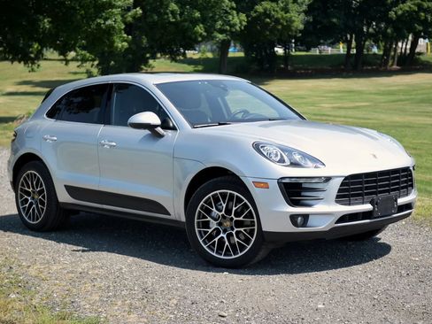Used 2015 Porsche Macan S AWD/4WD image 4