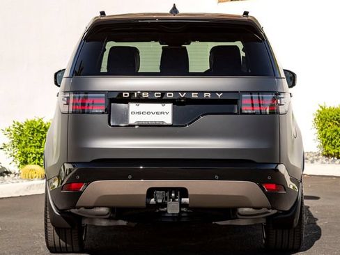 New 2026 Land Rover Discovery Limited Edition AWD/4WD image 8