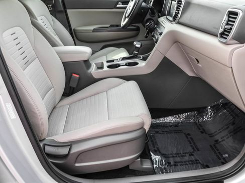 Used 2019 Kia Sportage LX w/ LX Popular Package image 37