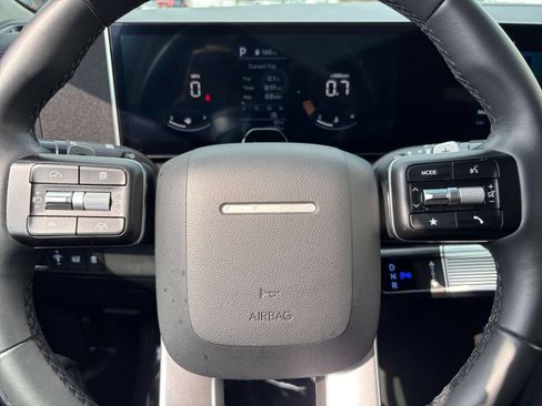 Used 2026 Hyundai Santa Fe SEL FWD image 30