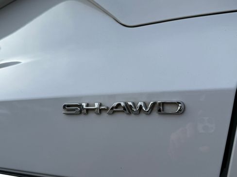 Used 2022 Acura MDX SH-AWD w/ Advance Package image 11