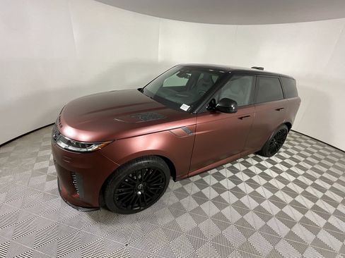 Used 2025 Land Rover Range Rover Sport SV Edition Two image 11