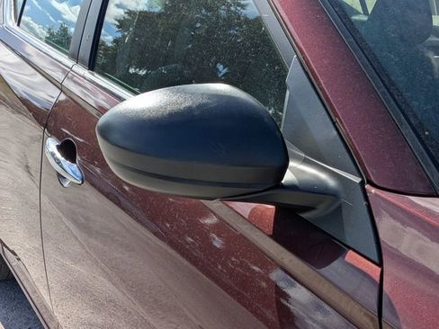 Used 2024 Nissan Altima 2.5 SV image 8