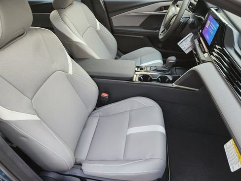 New 2026 Toyota Camry SE w/ Convenience Package FWD image 12