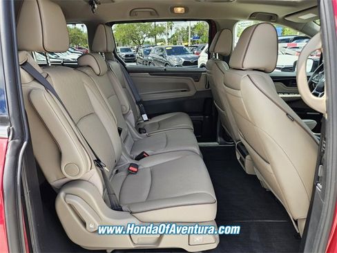 Certified 2024 Honda Odyssey Elite image 13