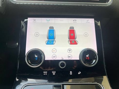 Used 2018 Land Rover Range Rover Velar R-Dynamic SE AWD/4WD image 10